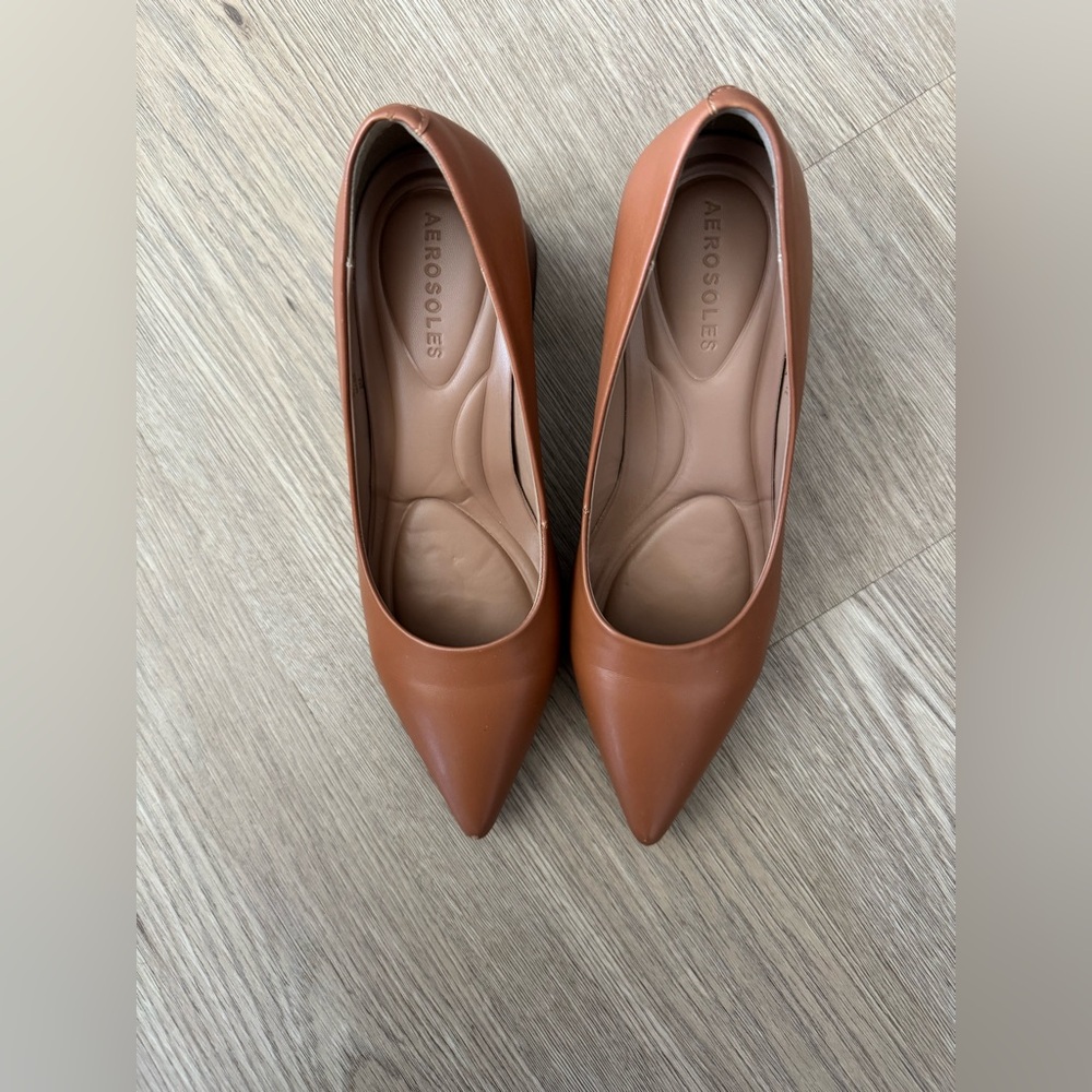 AEROSOLES Ivory Pumps in Tan - Picture 8 of 10